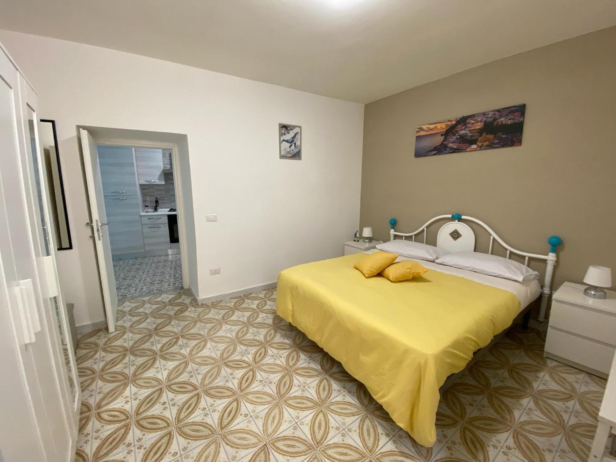 Casa Vacanza: The Wind Rose Vietri sul Mare Exterior photo